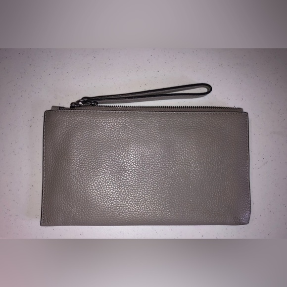 Michael Kors Gray Pebbled Large Wristlet - Picture 2 of 11